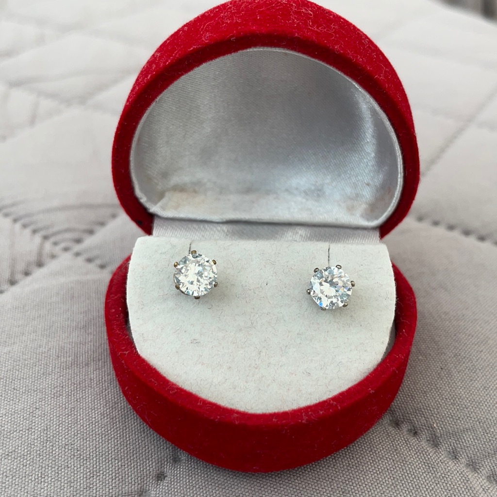 Cz Studs